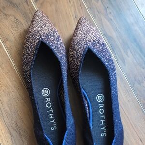 Rothy's The Point Midnight Metallic Blue and Pink Flats NWOT